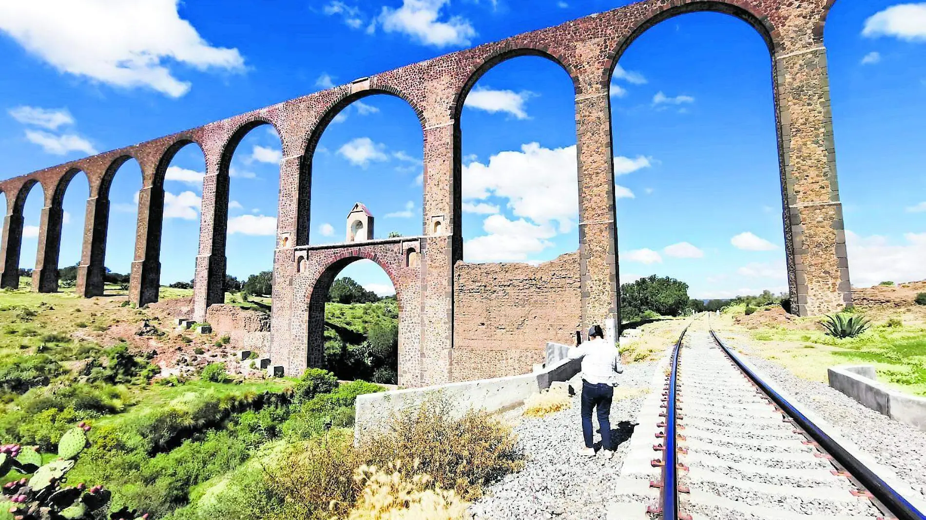 TEMBLEQUE SUCIO_CMYK